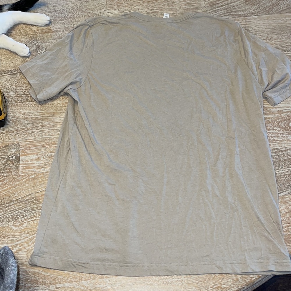 What Would Dolly Do? Tan T-Shirt - Picture 7 of 7